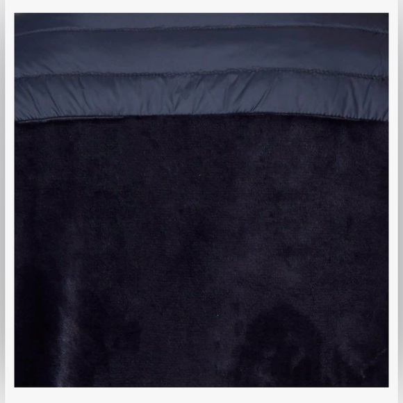 Ladies Navy Jacket, XL, 32 Degree Heat. - Picture 4 of 8